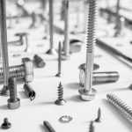 advantages of machine screws